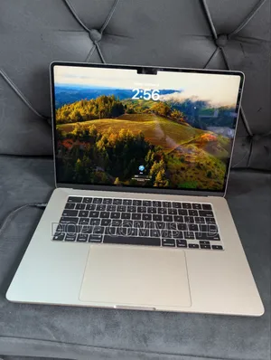 Laptop Apple MacBook Air 2024 M3 15-inch 8GB Apple M3 SSD 256GB