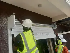 Remote-controlled Roll-up Shutters