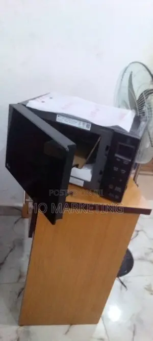 Microwave Oven Inverter 25L LG Black Glass