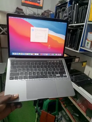 Laptop Apple MacBook Pro 2020 M1 8GB Apple M1 Pro SSD 256GB