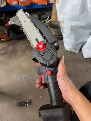 Powerful Rechargeable Saw This 2 Batteries 98v