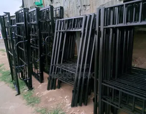 Dealers on Strong Metal Bunk Bed 6 by 3 Feet.