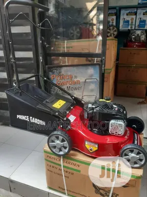 Lawn Mowers Machine