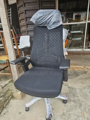 Executive Swivel Office Chair