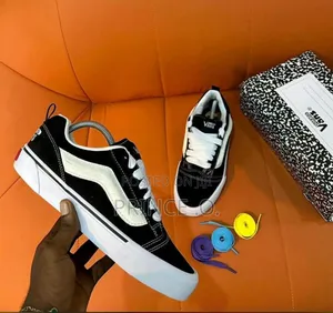 Vans Skool Sneakers