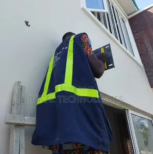 Service for Tailorable Roller Shutters for Garage Access