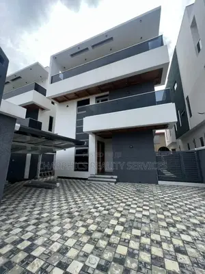 5bdrm Duplex in Lekki Phase 1 for sale