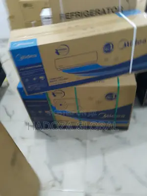 The Midea Modern 1.5hp Air Conditioner (Perfect Cooling)
