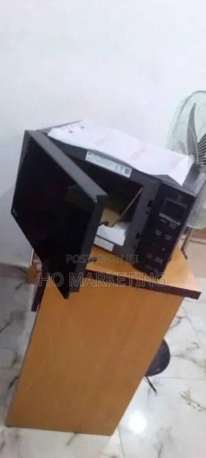 Brand New LG 25L Inverter Microwave Oven -Automatic Timer