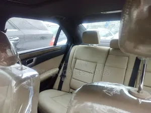 Mercedes-Benz E350 2011 Black
