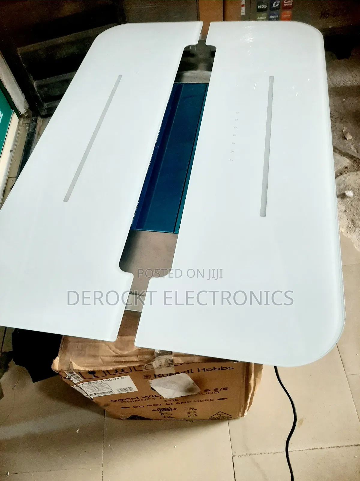 Russell Hobbs Automatic Ceiling Hood