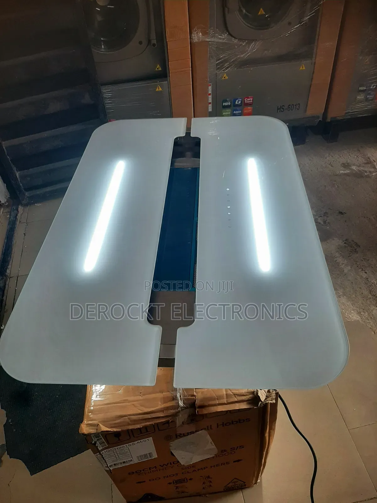 Russell Hobbs Automatic Ceiling Hood
