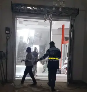 Modifiable Roller Curtains for Garage Doors