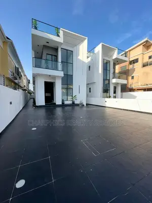 5bdrm Duplex in Lekki for sale