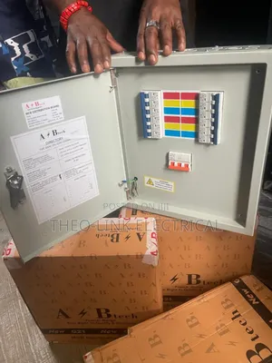 Distribution Board D4 3phase Iron