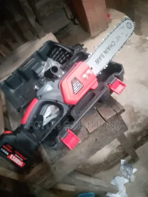 Cordless Chain Saw 12 Inches
