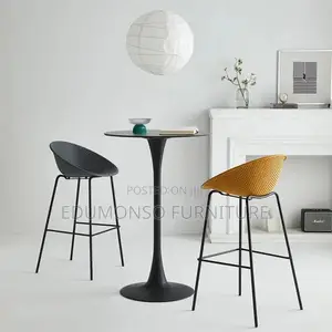 Elex Bar Table