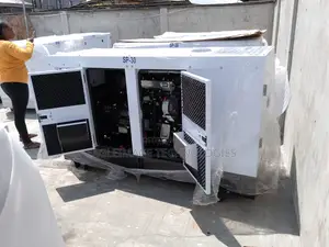 UK Fully Sound Perkins Soundproof DIESEL 30kva Generator