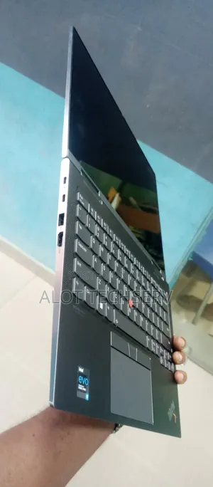 Laptop Lenovo Thinkpad X1 Yoga 16GB Intel Core I7 SSD 512GB