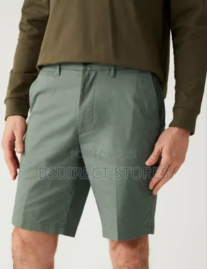 Marks and Spencer Green Super Lightweight Stretch Chino 38in