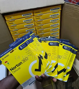 Norton 360 Deluxe , Antivirus Software for 5 Devices