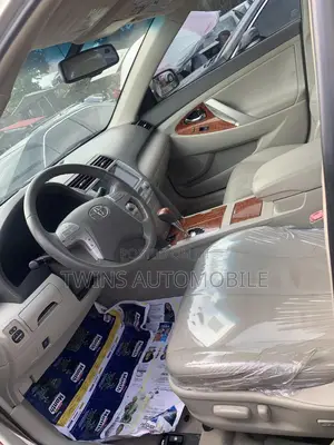 Toyota Camry 2010 Gold