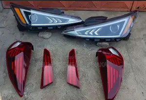 Headlamp and Complete Back Light Hyundai Elantra 2018
