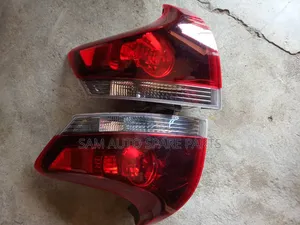 Toyota Venza Back Light the Two Side 2014 Model