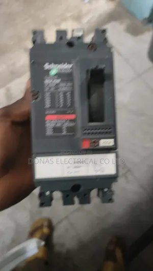 2pol DC Breaker