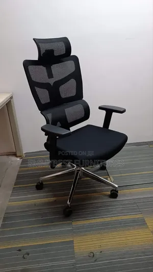 Good Quality Standard Mesh Reclining Chair.
