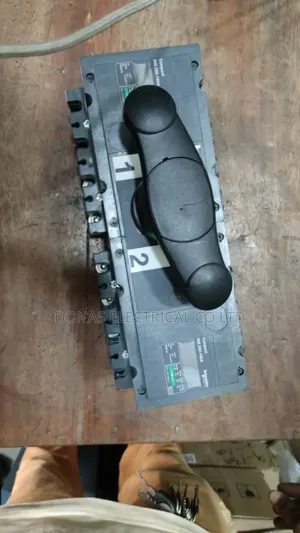 Schinailder Breaker Change Over Switch