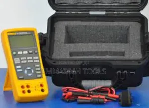 Fluke 725 Multifunction Calibrator