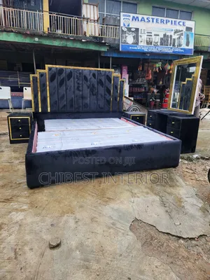 Luxury 7by7 Padded Bed
