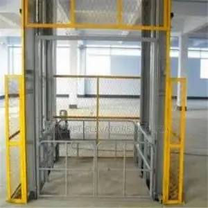 Electric Cargo Lift for Lifting Goods