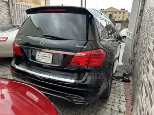 Mercedes-Benz GL-Class GL450 4MATIC 4dr SUV AWD (3.0L 6cyl Turbo 7A)