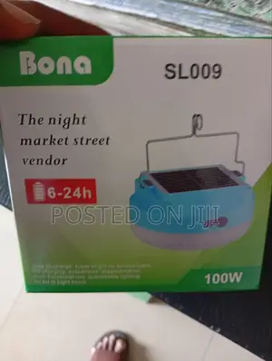 Bona 100W Rechargeable Solar Light / Lamp