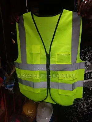 Reflective Jacket With Zip And Pocket