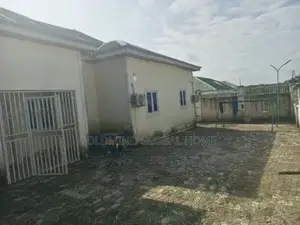 Furnished 3bdrm Bungalow in Fha Lugbe for sale