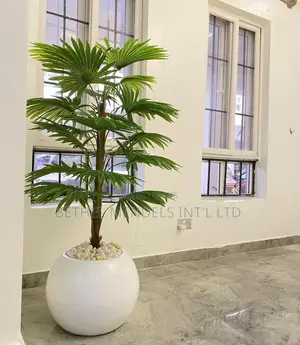 Artificial Fan Palm Potted With Fiberglass Flower Pot
