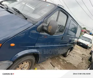 Ford Transit 2002 Blue