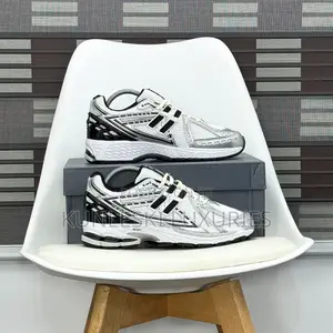 Original New Balance 1906R Metallic Sneakers in Two Colors