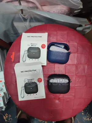 Apple Airpods 4 Case Blue Black