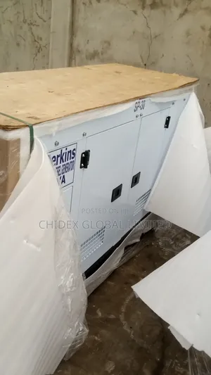 30kva Perkins Soundproof Diesel Generator 100% Copper Coil