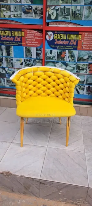 Quality Executive Chair for Restaurants Bars and Home Use