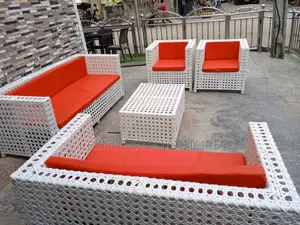 7 Seaters Rattan Chairs With Glass Top Table