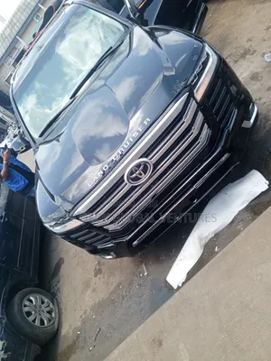 Location Ladipo Market Land Cruiser 2012 Upgrade Kit to 2022