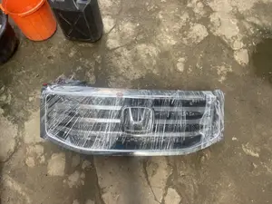 Front Grille 2013 Honda Pilot