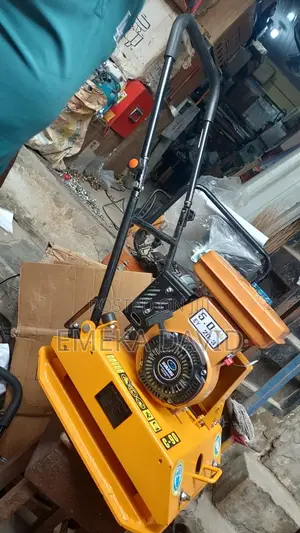 C90 Plate Compactor Ey 20 Petrol Engine