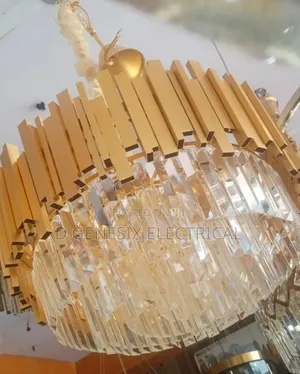 Luxurious Crystal Chandelier