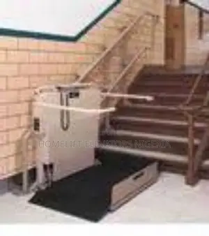 Foldable Wheelchair Lift